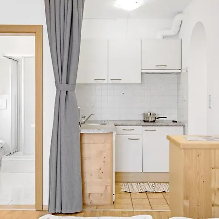 Apartment Kruma - Gsail 2 *